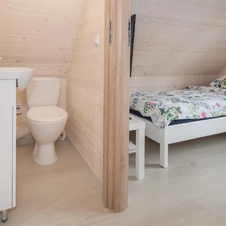 Pod Sosnami بيت للعطل