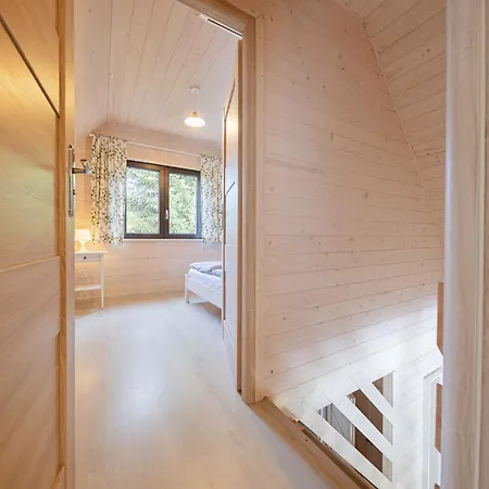 Pod Sosnami * ياروسوافيتس