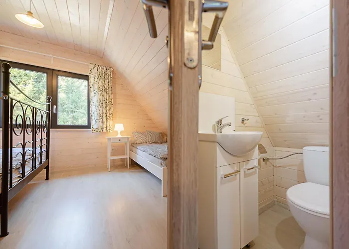 Pod Sosnami * Jarosławiec